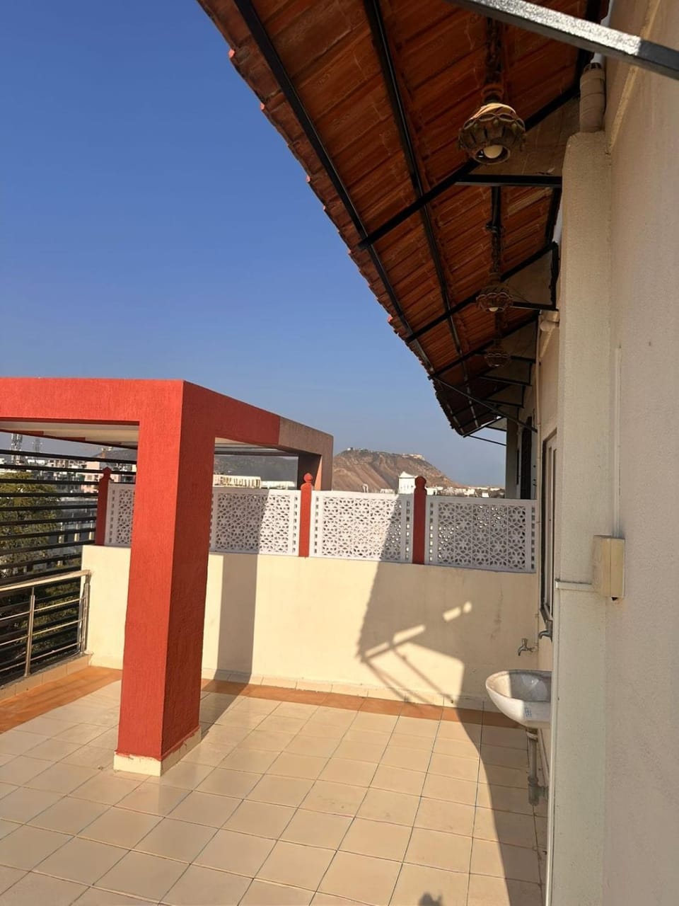 Hawa Homes Aura 1 Room with shared kitchen & Terrace Apartment in Jaipur