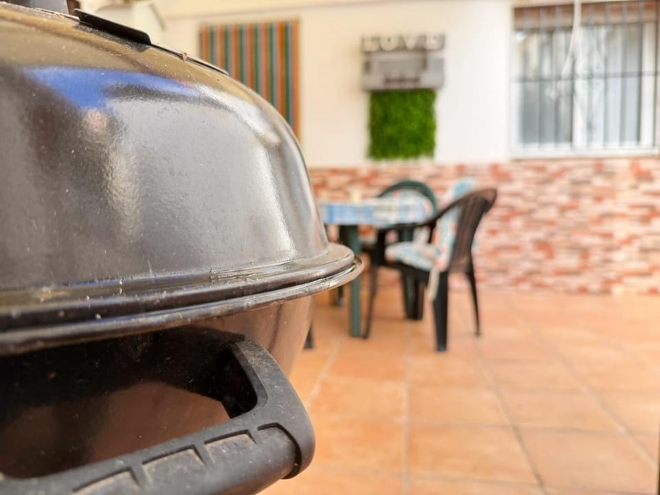 Patio, BBQ facilities