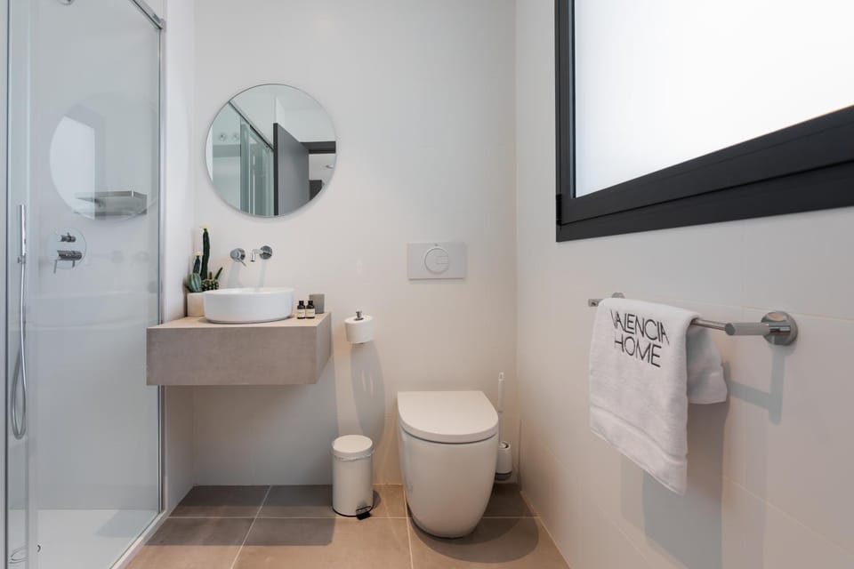 Shower, Bathroom, towels