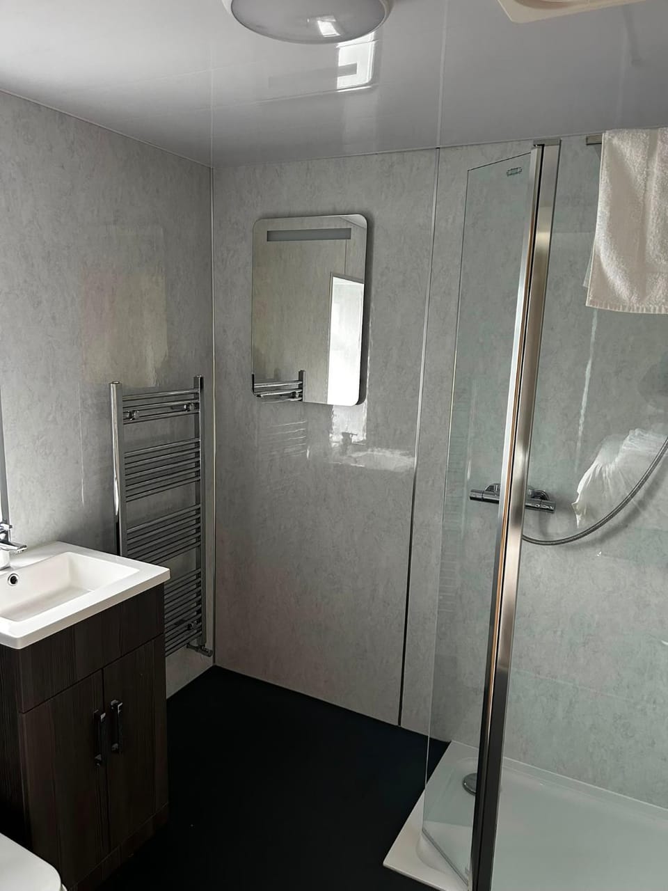 Chevin End Guest House Bed and Breakfast in Borough of Harrogate