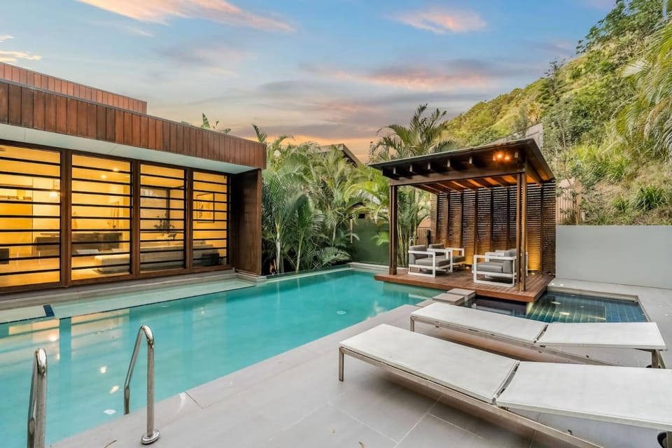 Blue at Wategos Luxury Beach Retreat House in Byron Bay