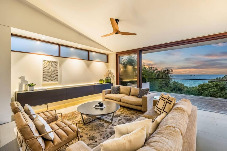 Blue at Wategos Luxury Beach Retreat House in Byron Bay