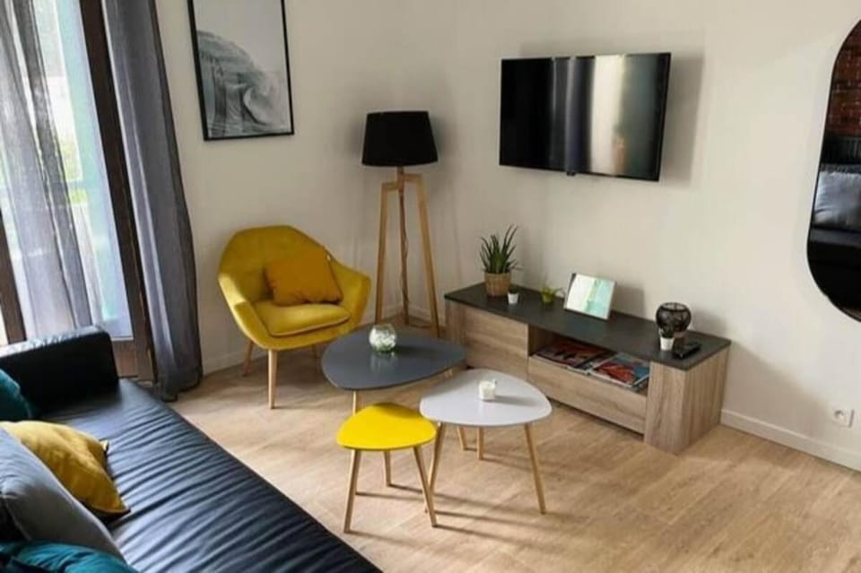 Beau & Grand T2, Balcon, Parking au calme Apartment in Biarritz