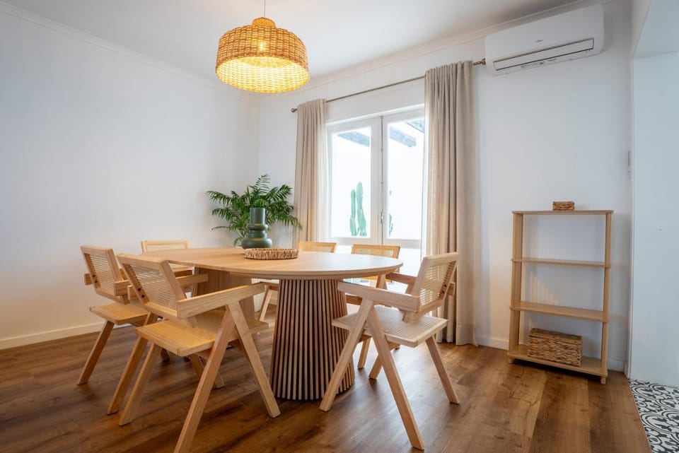 Fifteen São Miguel - City Center Bed and Breakfast in Ponta Delgada