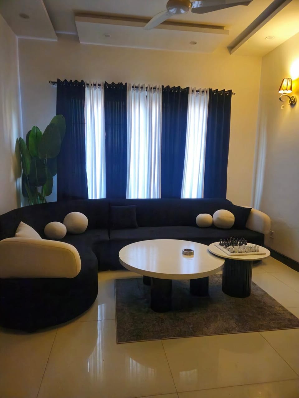 3BR House near DHA Phase 5,6 Apartment in Lahore