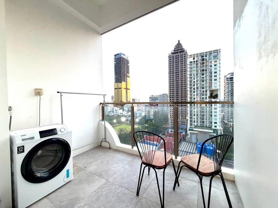 Le Conde BKK1 by City living & you Apartment in Phnom Penh Province