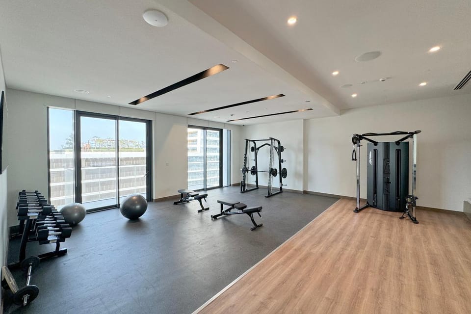 Modern 1BR in Beach Mansion with Pool and Gym Apartment in Dubai