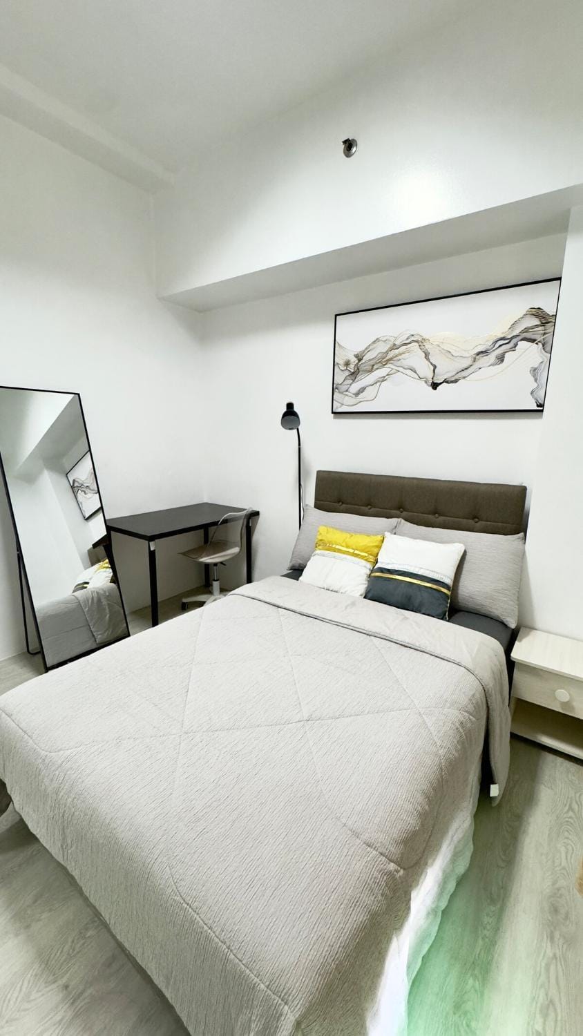 Bed, Photo of the whole room