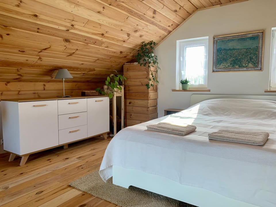 Domek Wśród Pól z Balia Jacuzzi Apartment in Poland