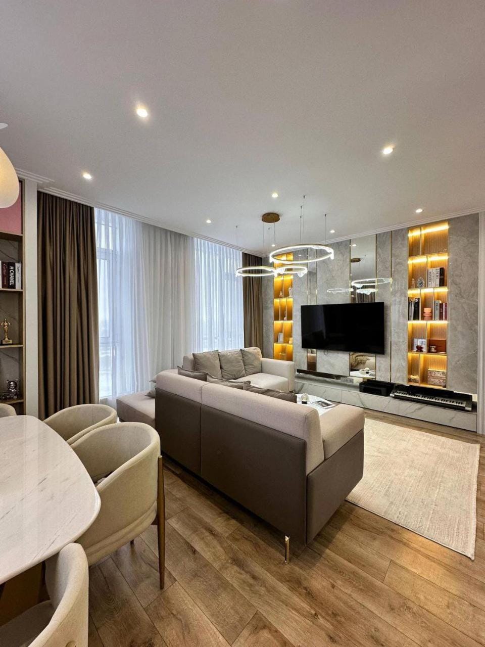 2-room modern apartment in the center, designer design Apartment in Almaty