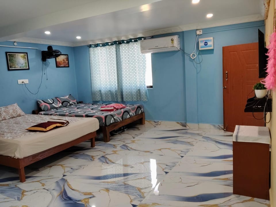 Bedroom, air conditioner