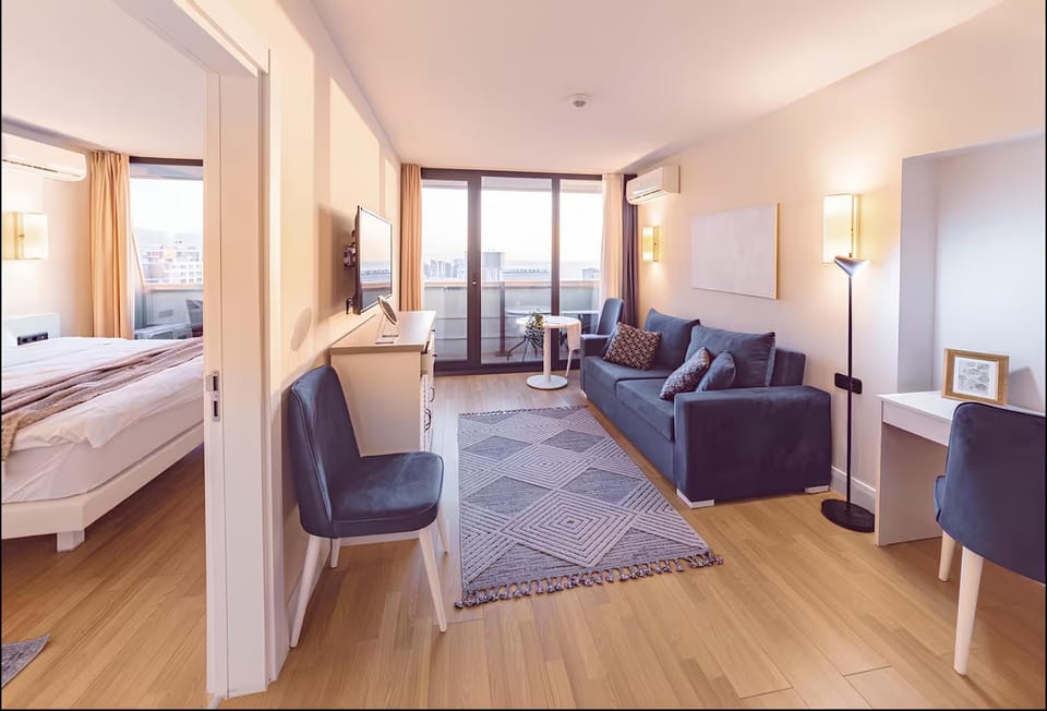 Bed, Living room, Photo of the whole room, Seating area, Bedroom