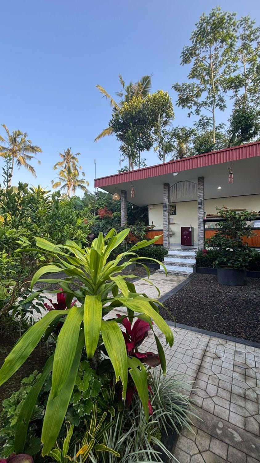 Special Lodge and stay in Balinese compound Nature lodge in Bali