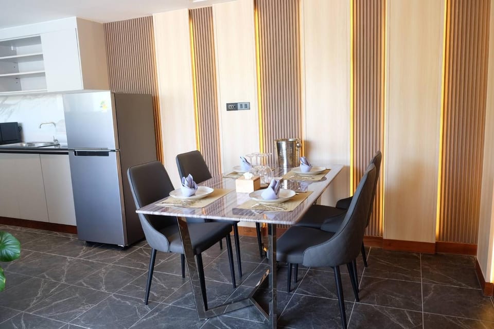 Private Jacuzzi Pool Suite near walking street Apartment in Patong