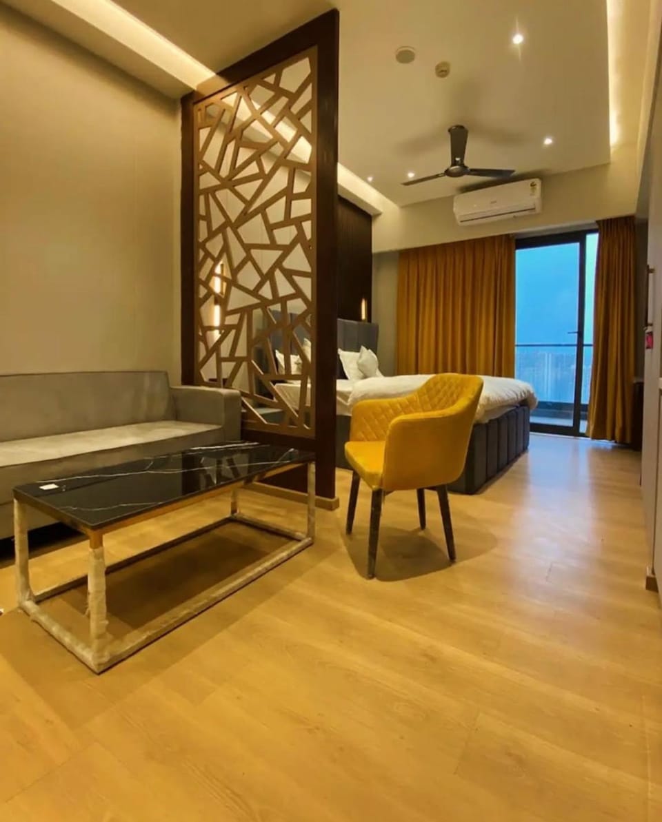 Risingstudio Vacation rental in Noida