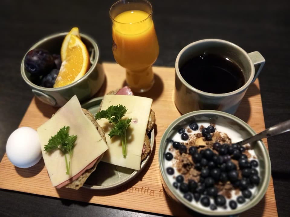 Breakfast, Continental breakfast