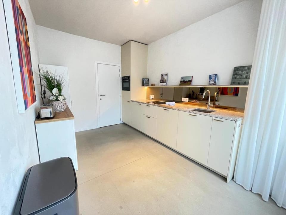 Kariss II - Penthouse 300 meters from the sea Apartment in Koksijde