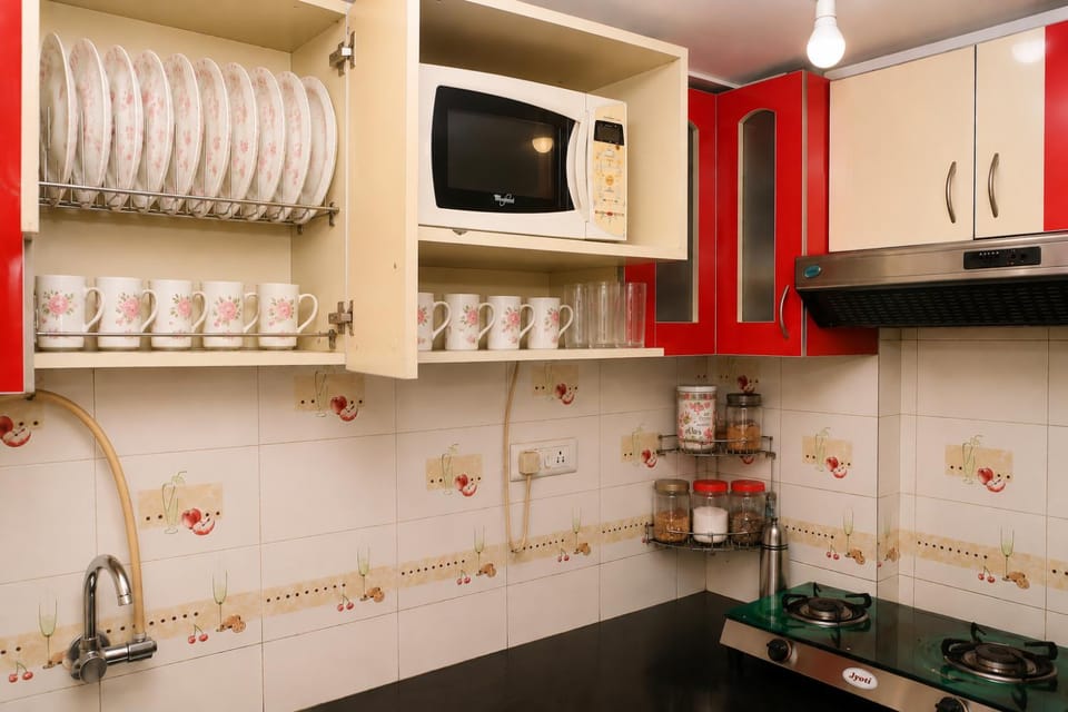 Coffee/tea facilities, Kitchen or kitchenette, kitchen
