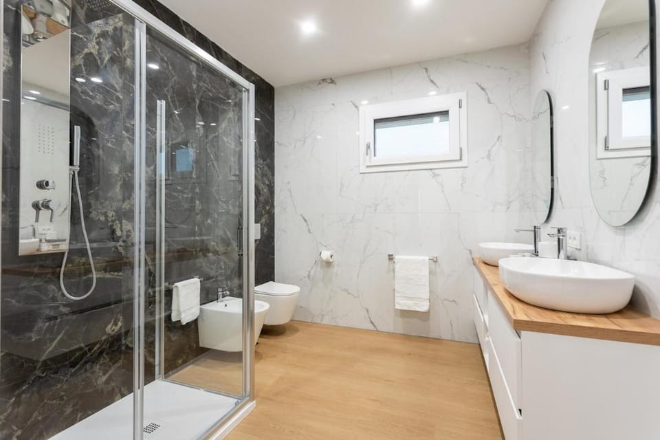 Toilet, Bathroom, bidet