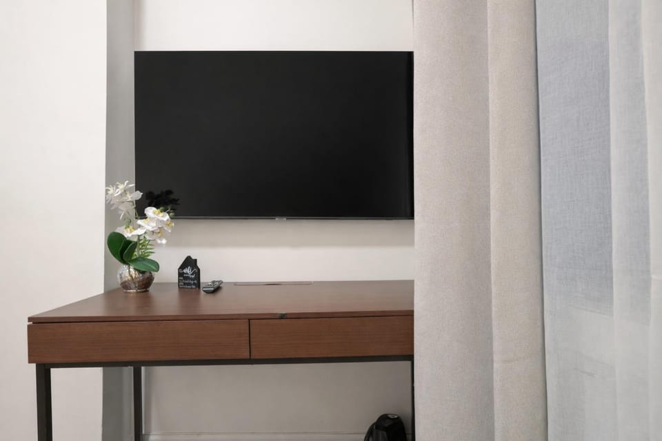 2BD Modern Home in Manhattan Apartment in East Village