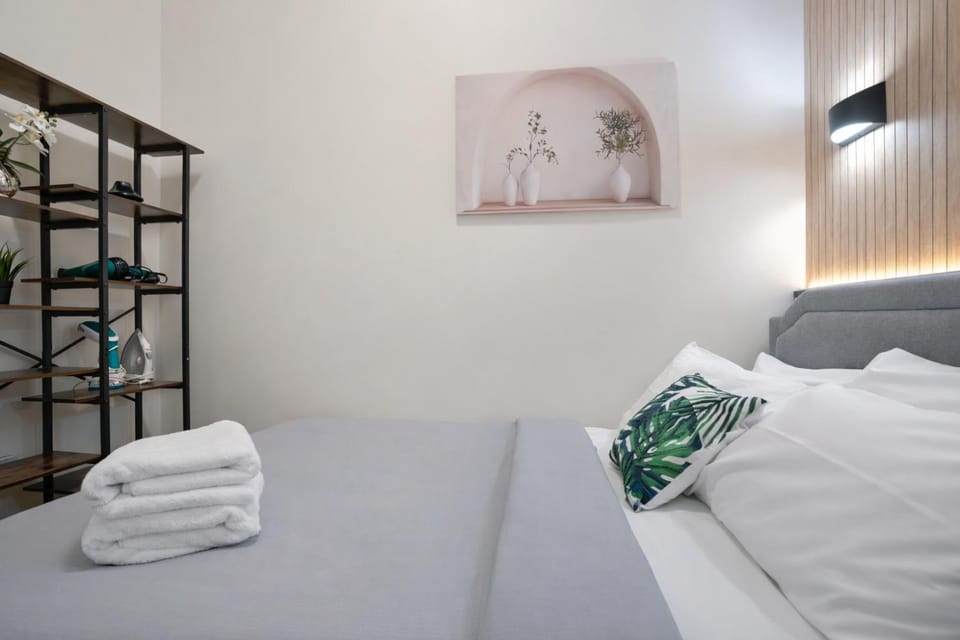 2BD Modern Home in Manhattan Apartment in East Village