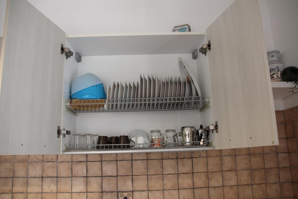 Coffee/tea facilities, Kitchen or kitchenette