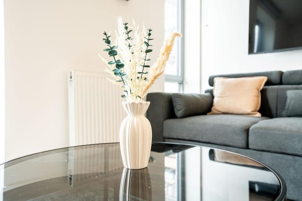 Modern 1BR Wembley Stadium Flat - Sleeps 6 Apartment in Wembley