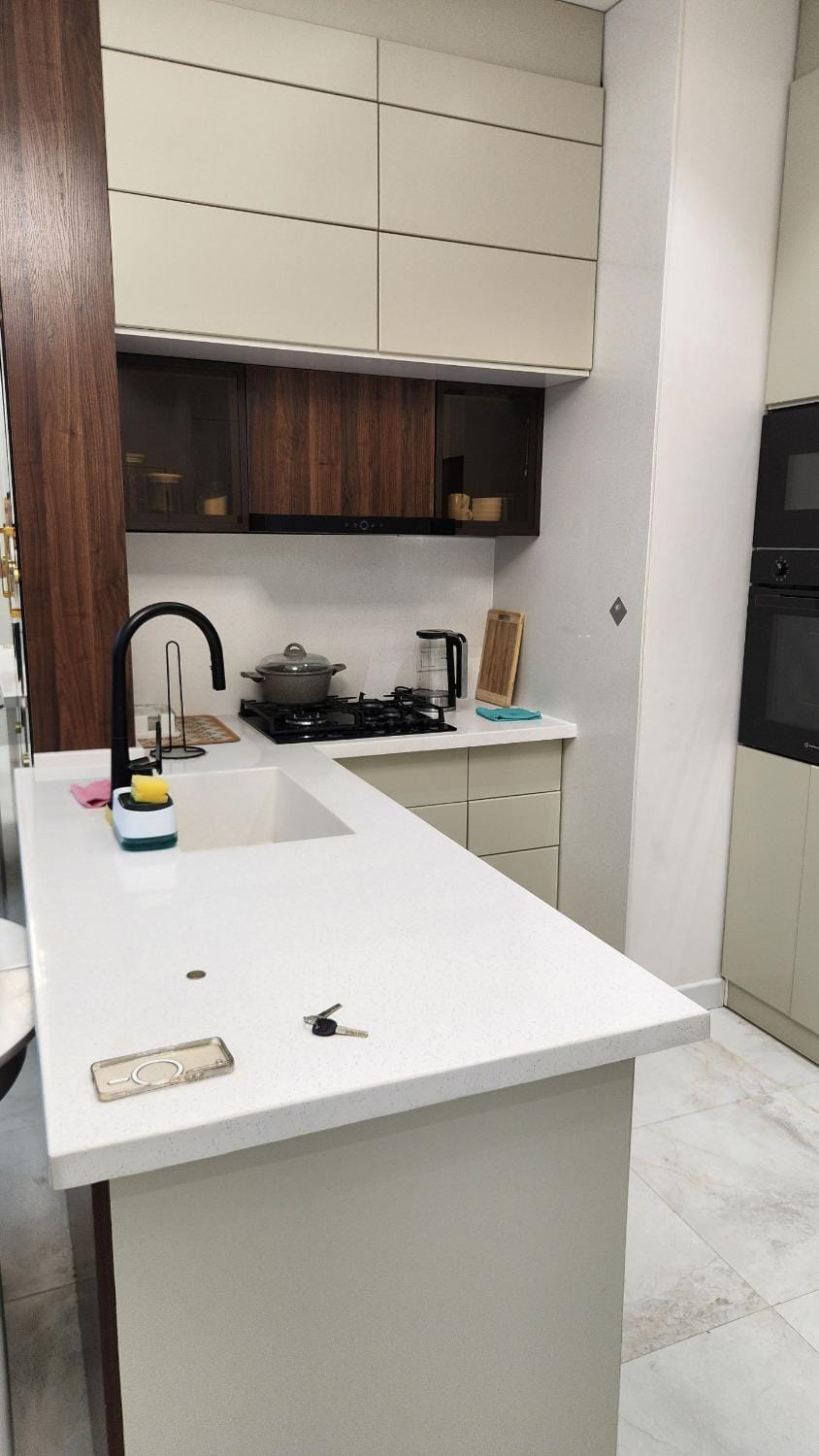 Kitchen or kitchenette, Breakfast