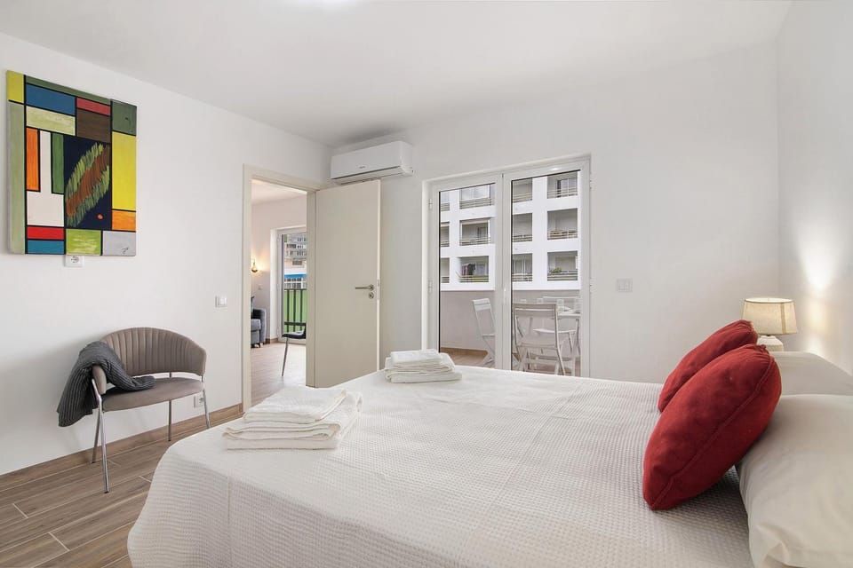 Living room, Bedroom