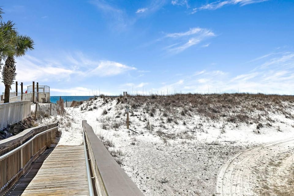 St. Martin Beachwalk Villas 321 House in Destin