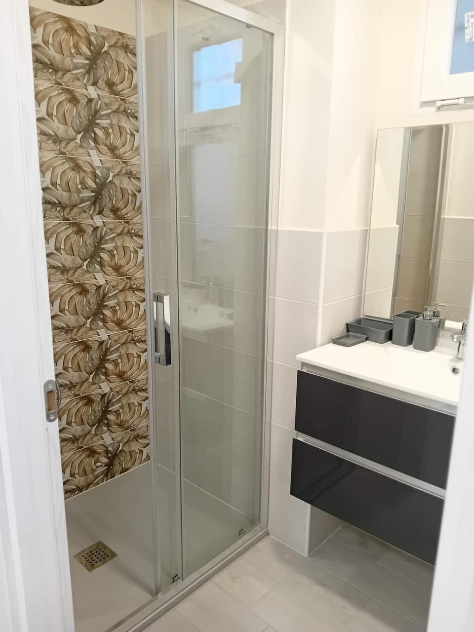 Elegant Suite in the Heart of Lingotto-Comfort & Style Apartment in Turin