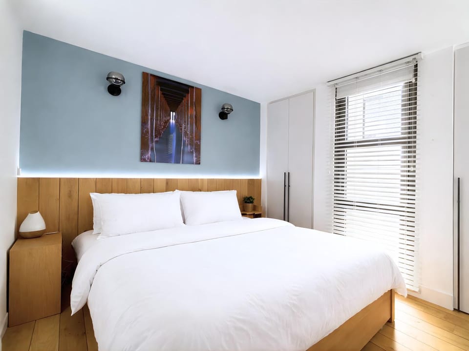 The Artist's Residence Apartment in London Borough of Islington