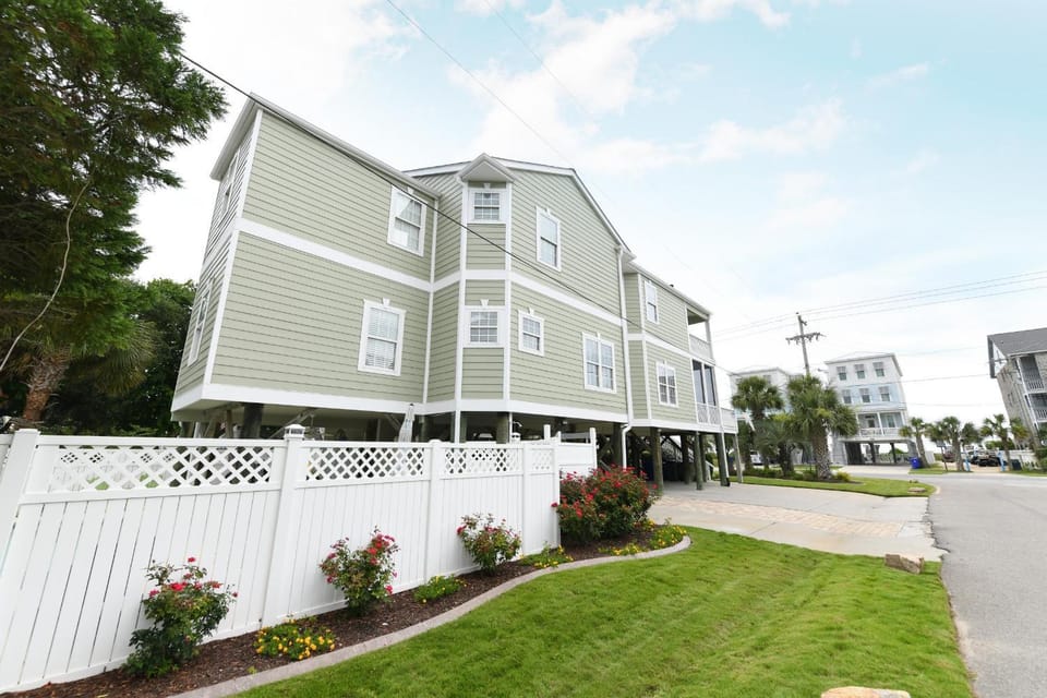 Beach Dreams House in Surfside Beach