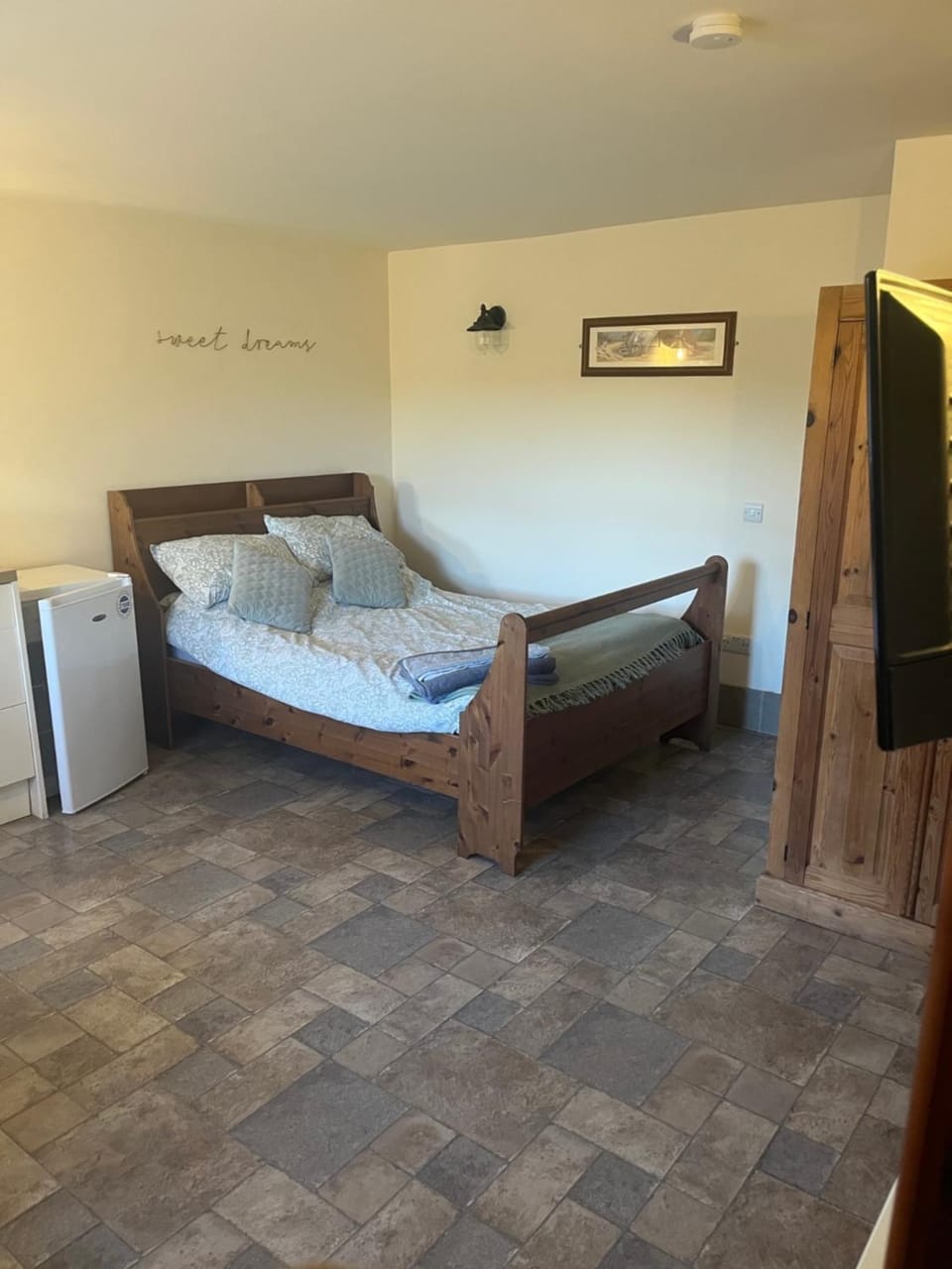 Crowtrees Barns Apartment in Staffordshire Moorlands District