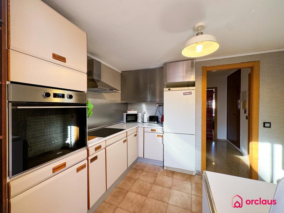 microwave, oven, kitchen