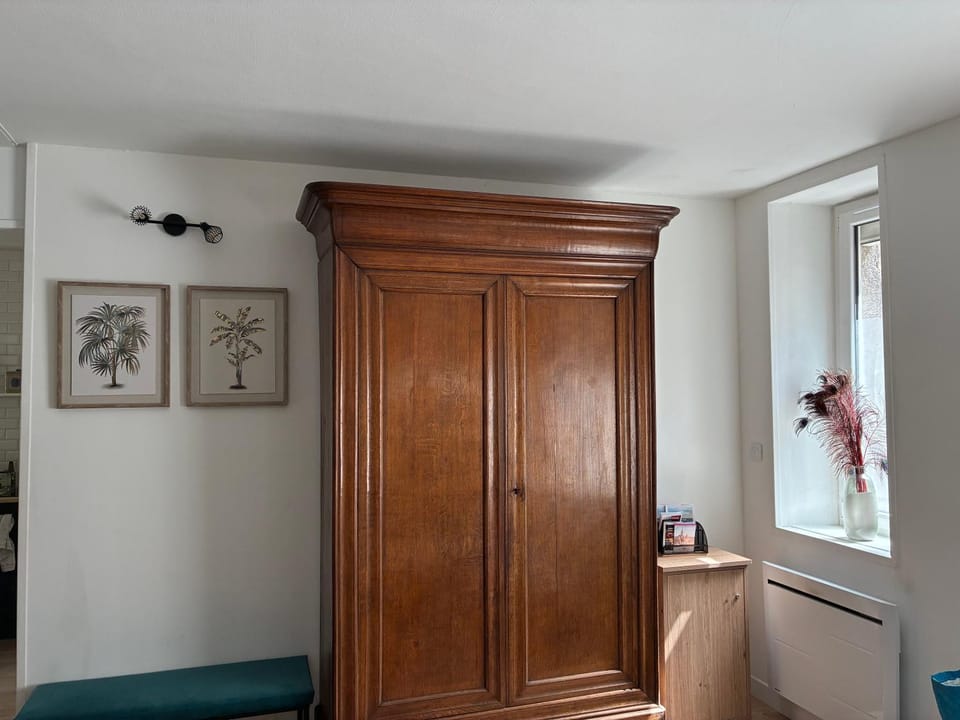 Logement paisible dans une jolie cour intérieure Apartment in Caen