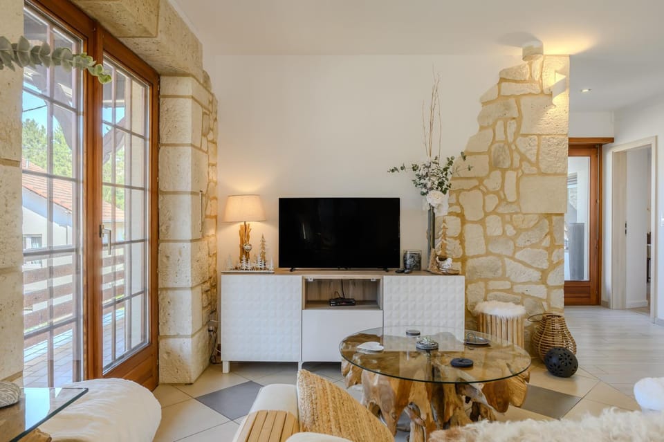 Property building, Living room