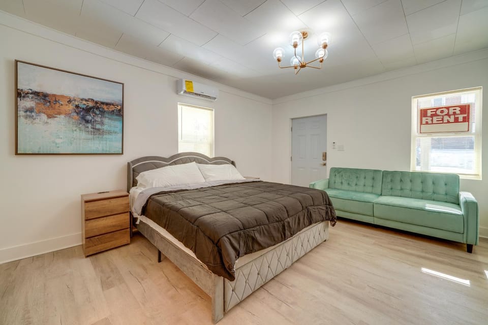 Historic Hinton Gem: Walkable Luxury Near Dtwn! Apartment in West Virginia