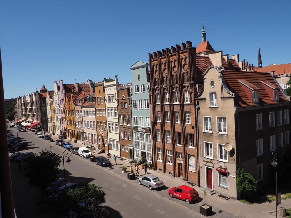 Neighbourhood, Street view