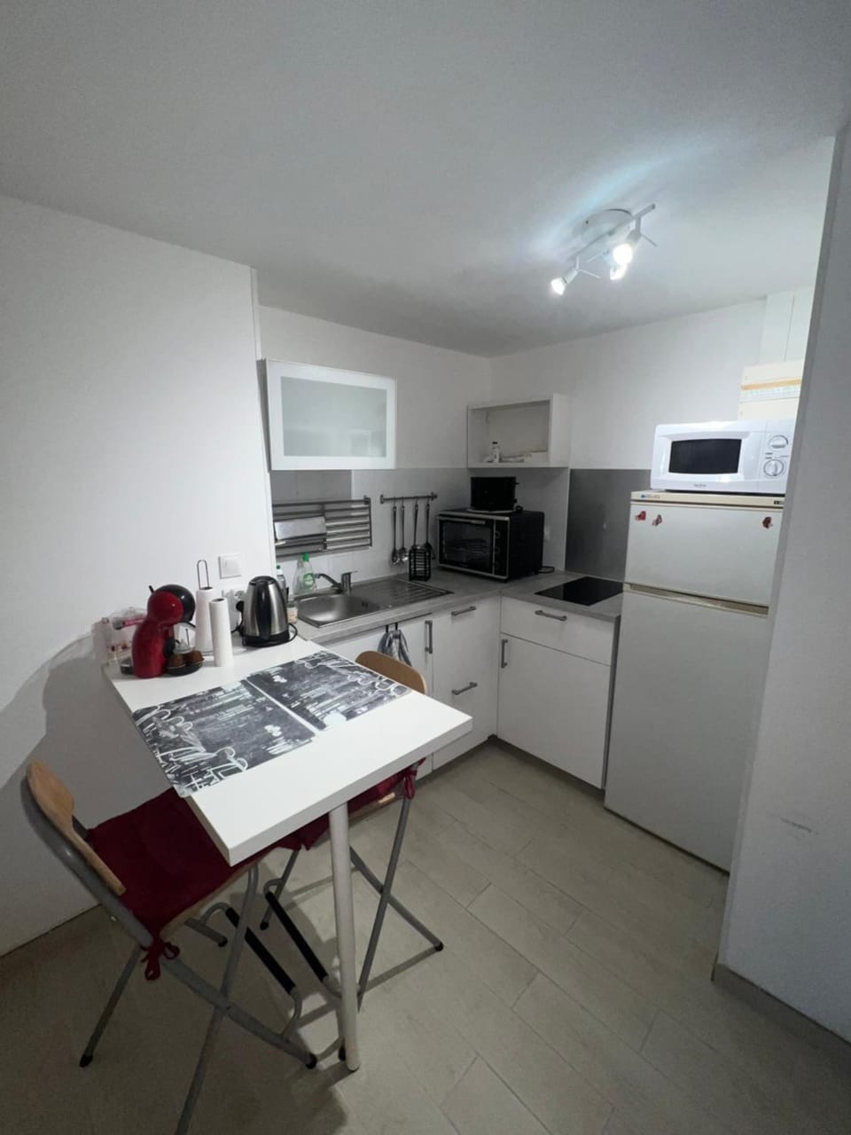 Apartment avec cours Apartment in Centre-Val de Loire