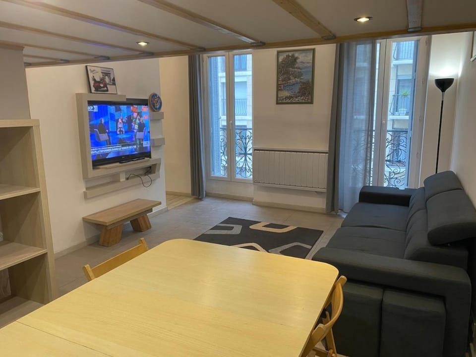 FLCbm - European Hospital - Direct Métro - Saint Charles Station Apartment in Marseille