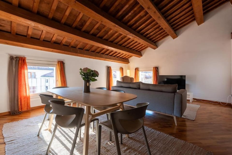 Il Mosaico, 3BR,2BA in the Heart of Vicenza Apartment in Vicenza