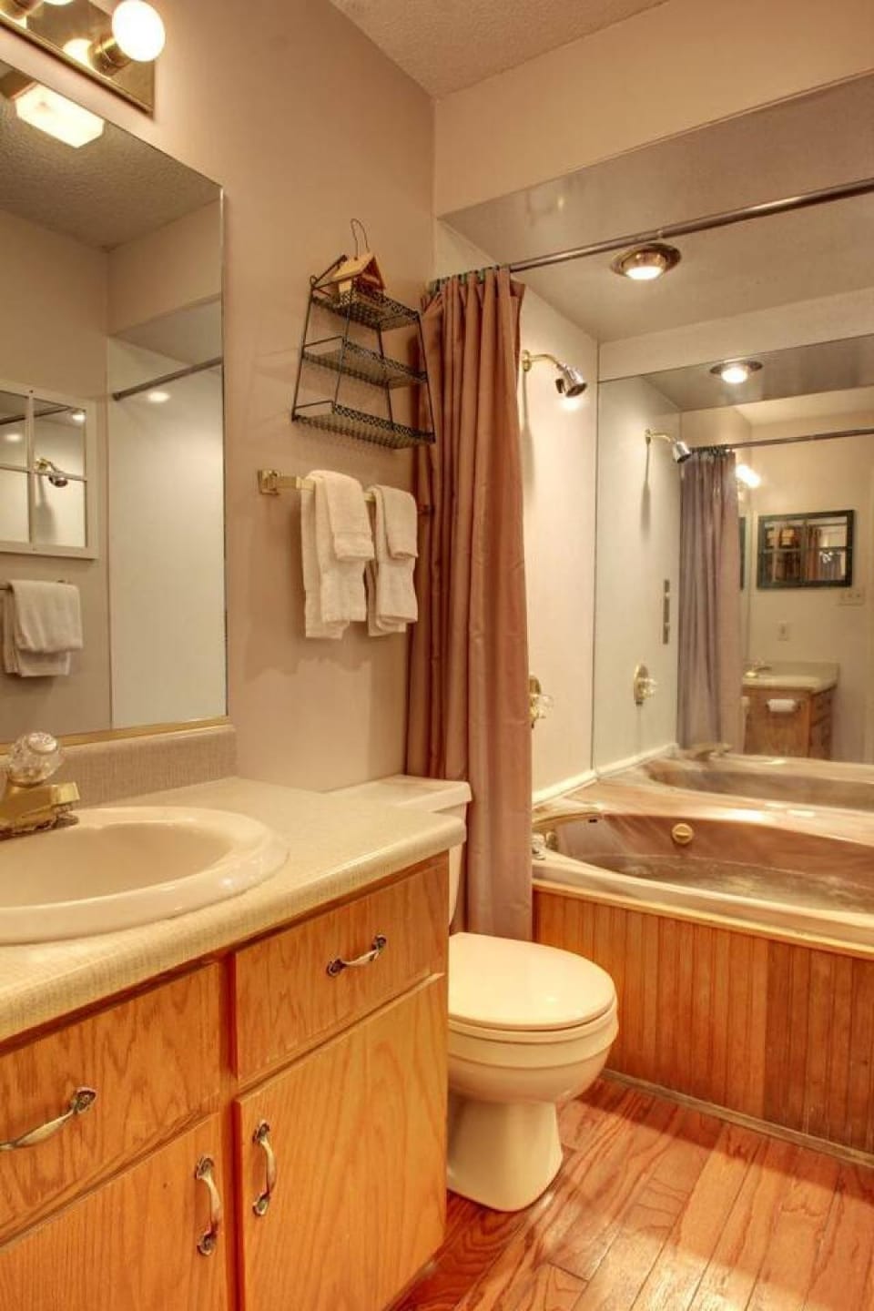 Rivers Edge 504 House in Helen