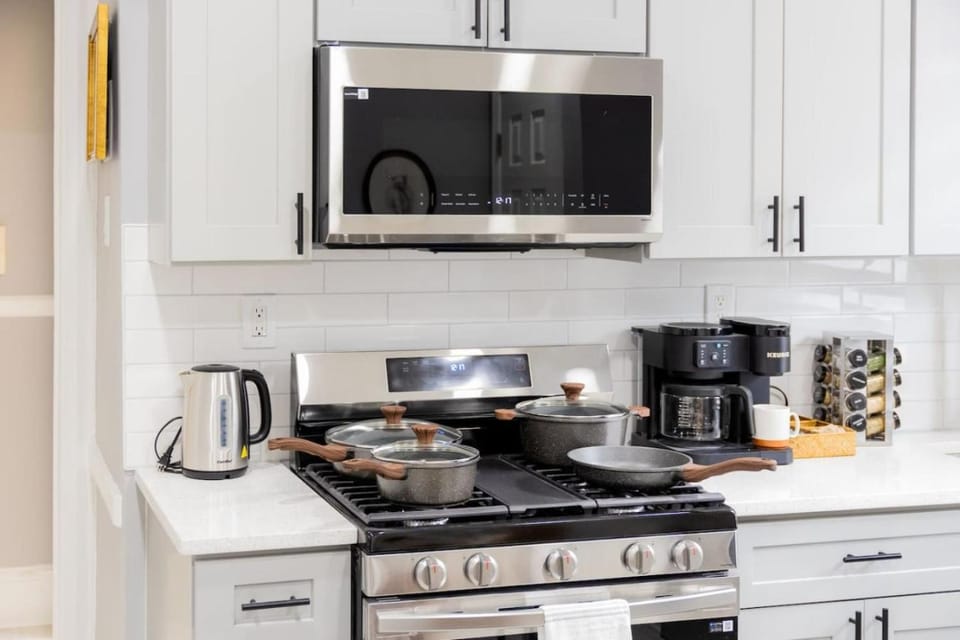 Spacious 3 bedrooms Apartment-20 mins to NYC Apartment in North Bergen