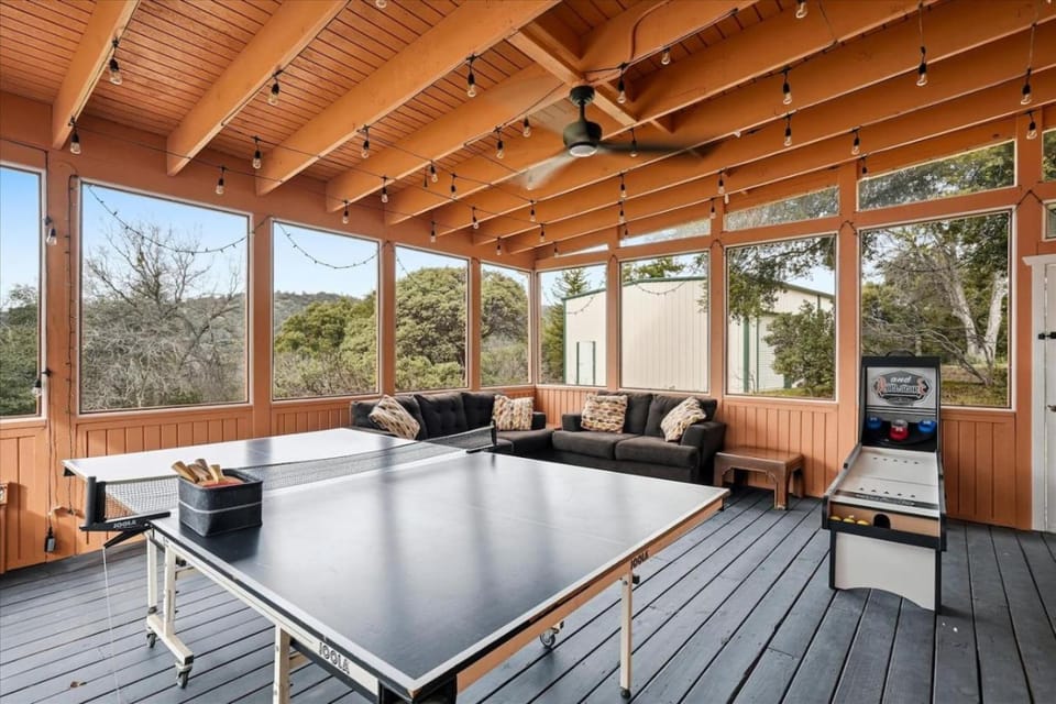 Fun Getaway with Golf HotTub Volleyball and more House in Sierra Nevada