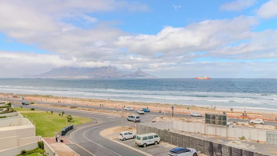 The Bay Luxury Beachfront Apartment Apartment in Cape Town