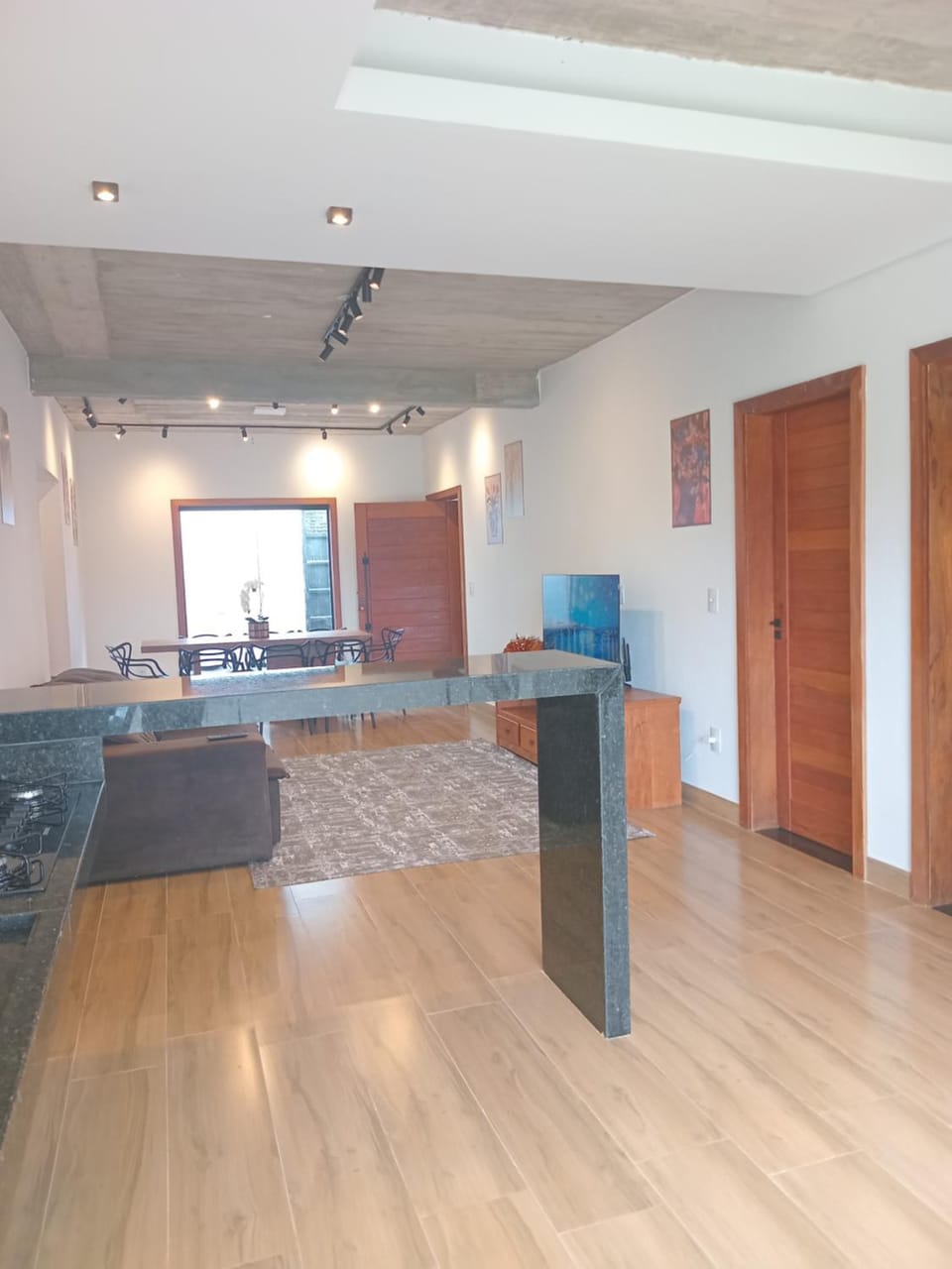 TV and multimedia, Living room, Dining area