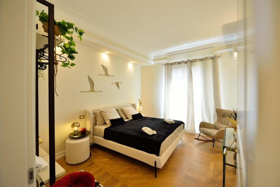 Elegant 2-Bedroom Apartment near Metro B1 Easy Access to the Colosseum Apartment in Rome