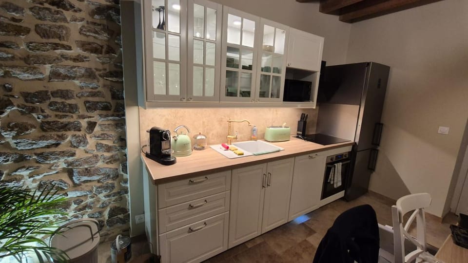 Love room- Le Cocon Osé Villa in Autun