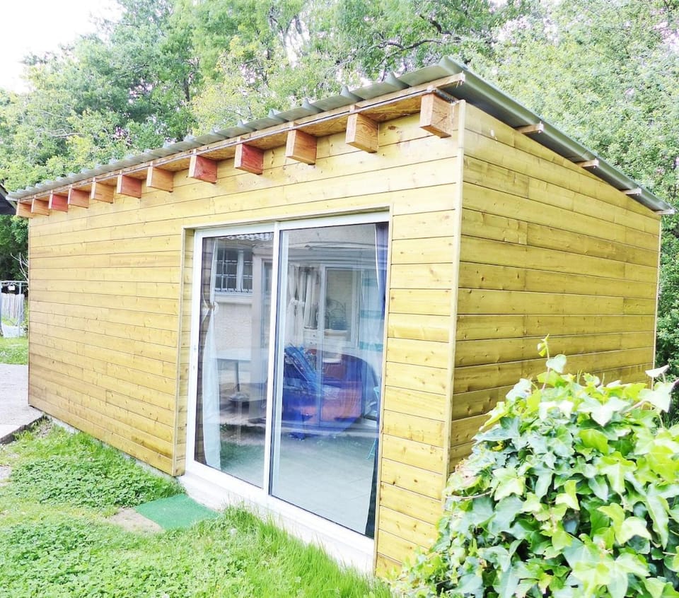 Guest house avec piscine entre Bordeaux et l'océan atlantique House in Saint-Médard-en-Jalles